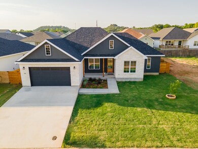 118 Madrona Ln, Fredericksburg, TX 78624 - photo 2