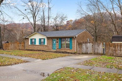 11719 Pond Creek Dr, Louisville, KY 40272 - photo 3