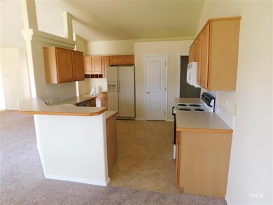 448 Fall Dr, Nampa, ID 83686 - photo 5