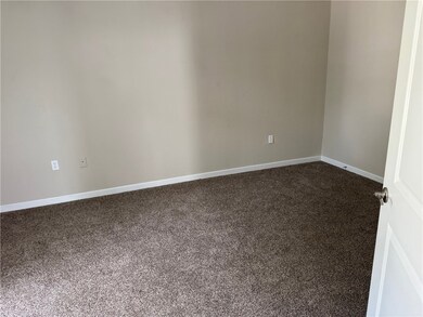 2221 Charleston Ave, Mattoon, IL 61938 - photo 4