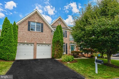 43157 Quilting Ln, Chantilly, VA 20152 - photo 2