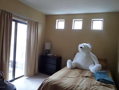 BEDROOM2