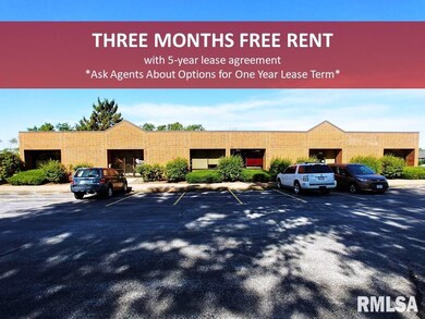 4436 N Brady St unit 102, Davenport, IA 52806 - photo 7