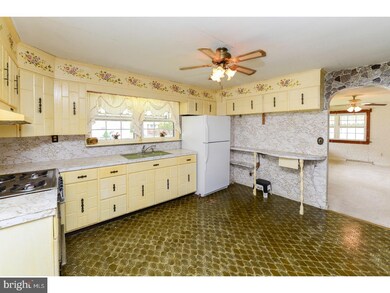 19 Schubert Ave, Runnemede, NJ 08078 - photo 6