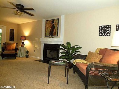 Den/Family/Great Room - Family room , fireplace, o