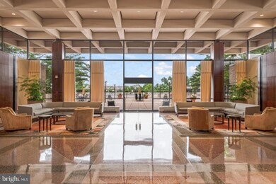 Skyline Plaza unit 2218S, Baileys Crossroads, VA 22041 - photo 3