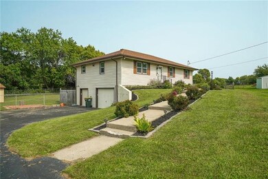 22400 W 73rd Terrace, Shawnee, KS 66227 - photo 2