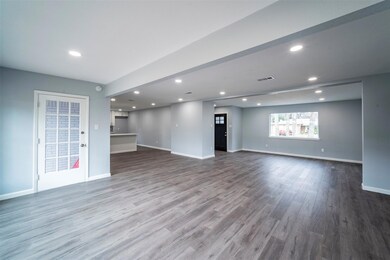 605 Woodcrest Dr, Hurst, TX 76053 - photo 7