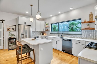 3370 Rattlesnake Drive - Kitchen