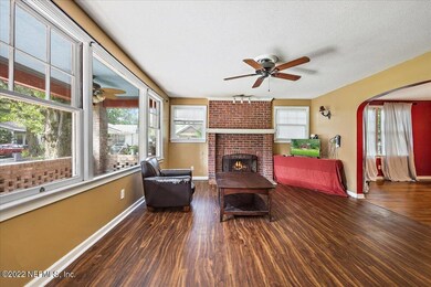 04-Living Room