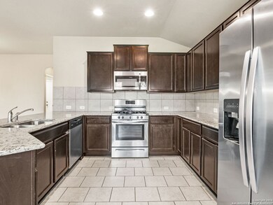 10811 Shaenmeadow, San Antonio, TX 78254 - photo 7