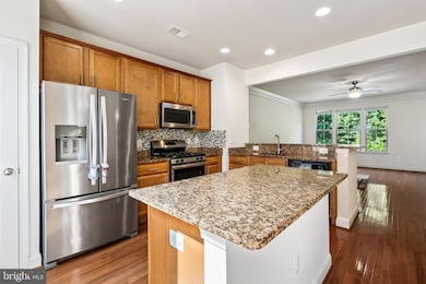 4703 Potomac Highlands Cir, Triangle, VA 22172 - photo 5