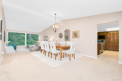 17117 Gravenstein Rd, Bothell, WA 98012 - photo 4