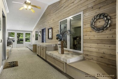 19-web-or-mls-1750-bay-ct