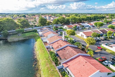 15308 SW 81st Ln, Miami, FL 33193 - photo 4