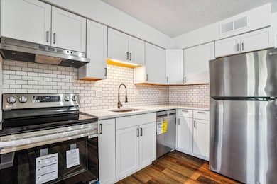 11-web-or-mls-5717-jousting-ln