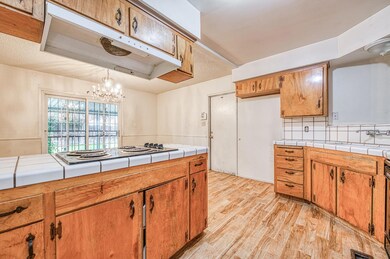 4921 E Oslin Ave, Fresno, CA 93727 - photo 5