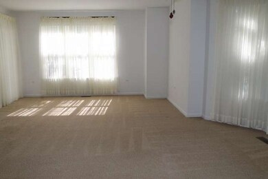 1650 Grove Ave unit 1A, Schaumburg, IL 60193 - photo 2