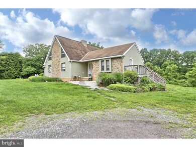 915 Zion Rd, Mohnton, PA 19540 - photo 2