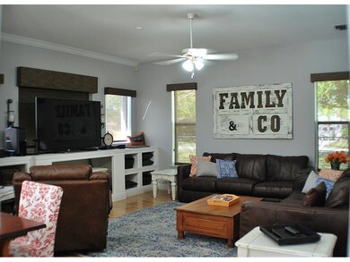 Great room for entertaining