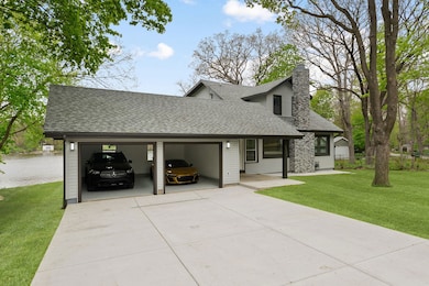 6N362 Riverside Dr, Saint Charles, IL 60174 - photo 3