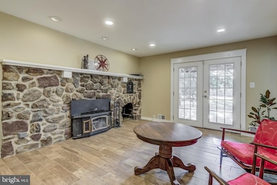 6904 Glenn Dale Rd, Glenn Dale, MD 20769 - photo 6