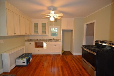 412 Mitchells Ln, Middletown, RI 02842 - photo 6