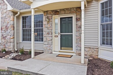 804 Persimmon Ln unit V143, Langhorne, PA 19047 - photo 4
