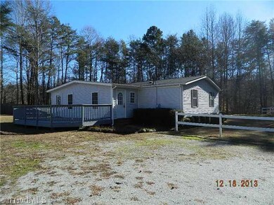 832 Nc Highway 62 W, Greensboro, NC 27406 - photo 3