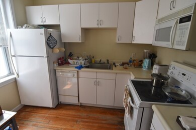 75 Park St unit 9, Brookline, MA 02446 - photo 4