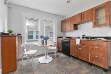 187 Florence St unit 1L, Roslindale, MA 02131 - photo 7