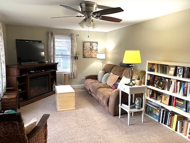 14 Beech St, Southbridge, MA 01550 - photo 7