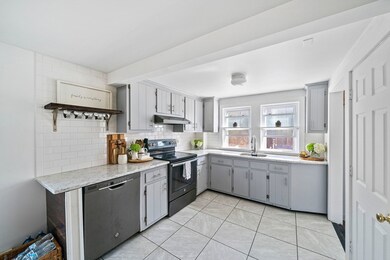 9 Ferris St, Hanson, MA 02341 - photo 5