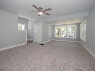 1505 Lay Blvd-103