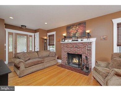 45 N American St, Woodbury, NJ 08096 - photo 2