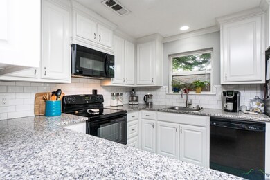 502 Mcmichael St, Kilgore, TX 75662 - photo 4