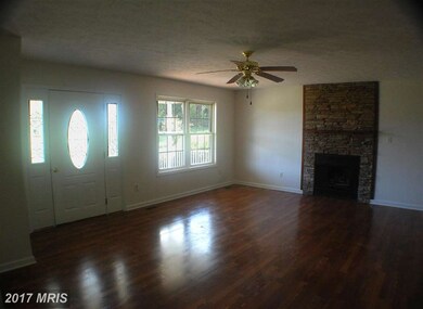 32 Cedar Wood Ln, Edinburg, VA 22824 - photo 6