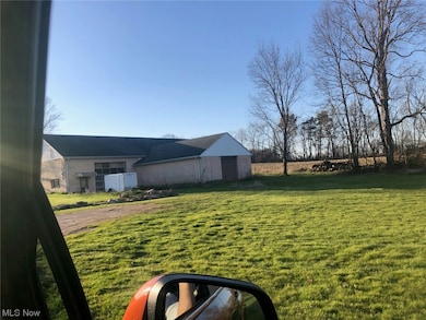 11695 Basinger Rd, North Lima, OH 44452 - photo 2