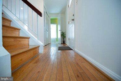 3010 Hickory Grove Ct, Fairfax, VA 22031 - photo 2