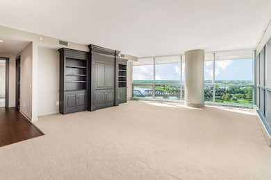 Living /TV area