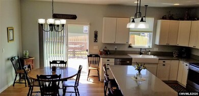 38672 Gingko St, Scio, OR 97374 - photo 5