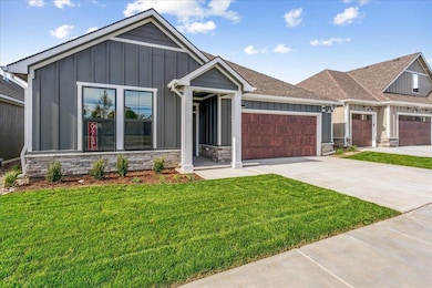 207 S Legacy Way, Andover, KS 67002 - photo 2