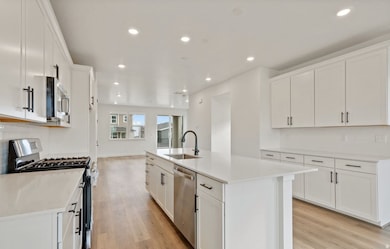 12686 S Lincoln Peak Lan unit 114, Herriman, UT 84096 - photo 4