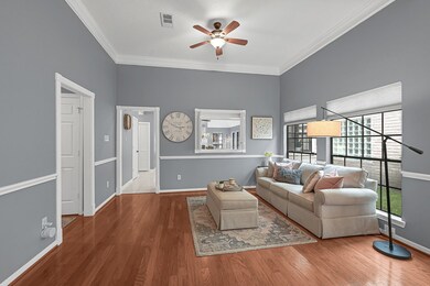 8026 Oakwood Trace, Houston, TX 77040 - photo 5