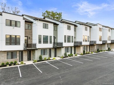 17 Union Rd unit 109, Spring Valley, NY 10977 - photo 2