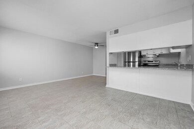 101 Old Ferry Rd-Unit 29B-Shalimar5
