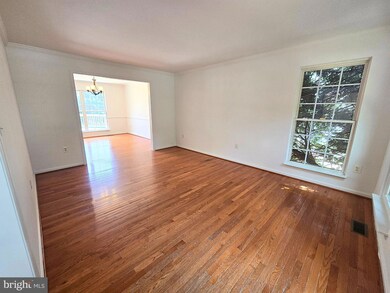 49 Basalt Dr, Fredericksburg, VA 22406 - photo 4