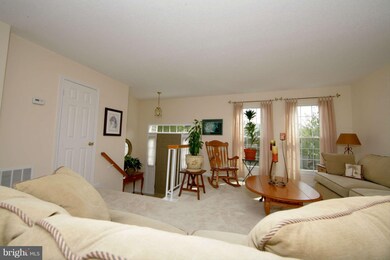 14756 Mcknew Rd, Burtonsville, MD 20866 - photo 6