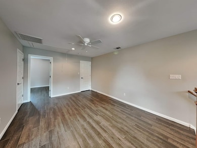 179 S Holly St unit 201, Georgetown, TX 78626 - photo 5