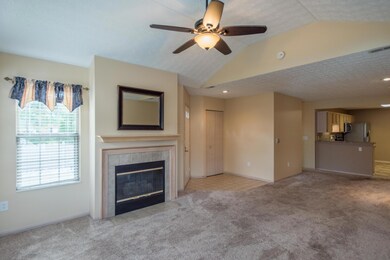 121 Villa Creek Dr unit 10121, Reynoldsburg, OH 43068 - photo 6